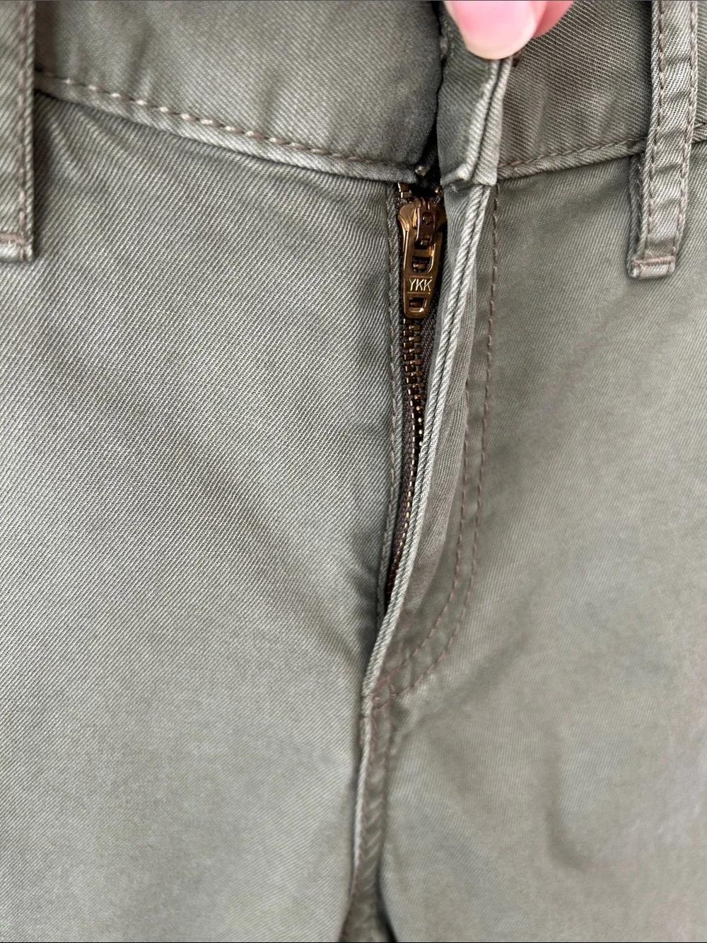 Tory Burch Khaki Green Bermuda Chino Shorts 25